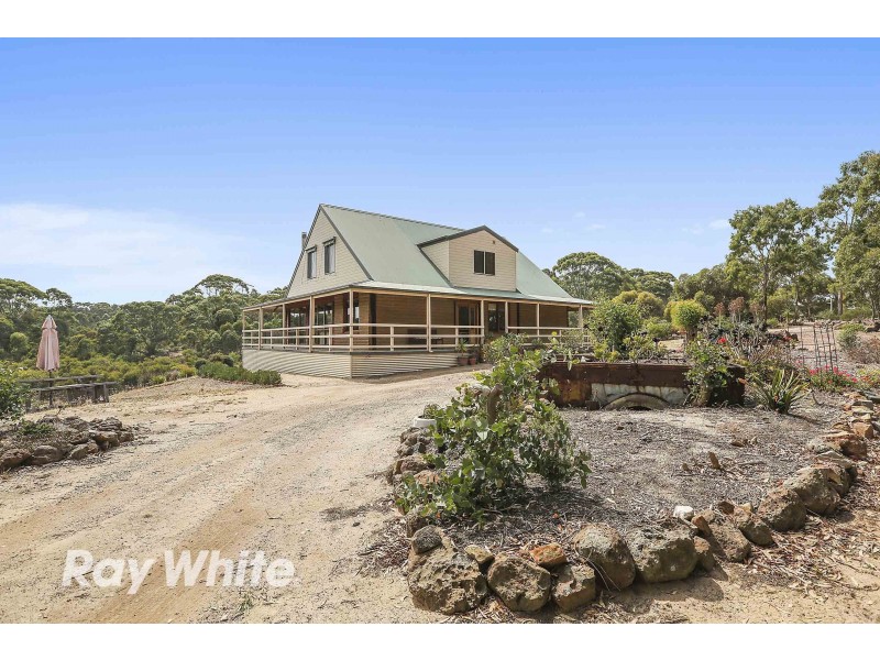 26 Harry Lane, Anakie VIC 3221