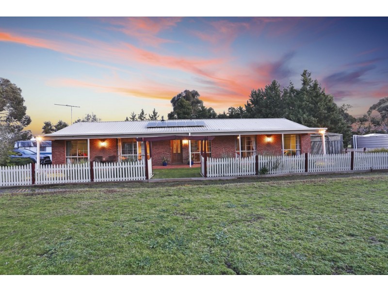 70 Lockyers Road, Lara VIC 3212