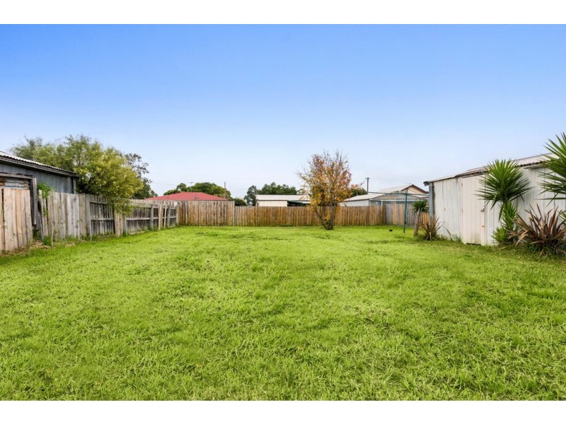 11 Watsonia Grove, Norlane VIC 3214