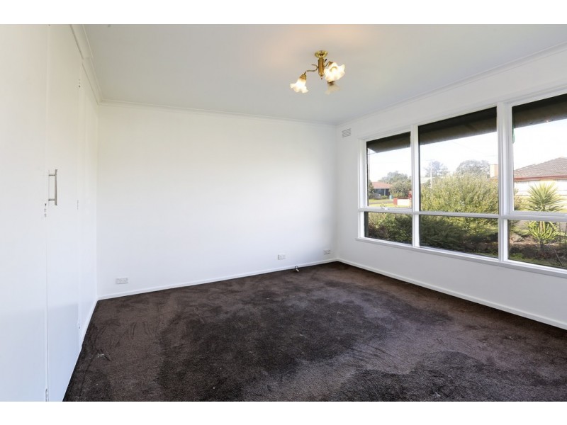 11 Saintfield Street, Lara VIC 3212