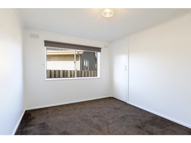 11 Saintfield Street, Lara VIC 3212