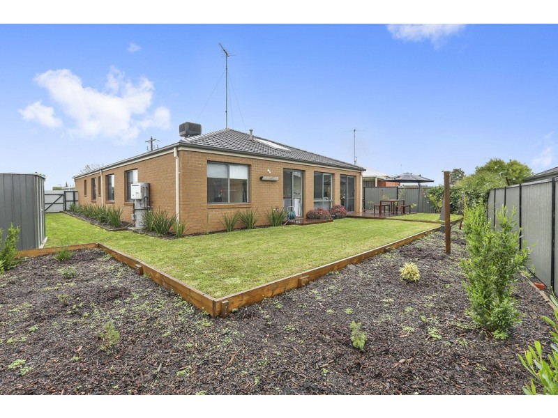 59 Canterbury Road East, Lara VIC 3212