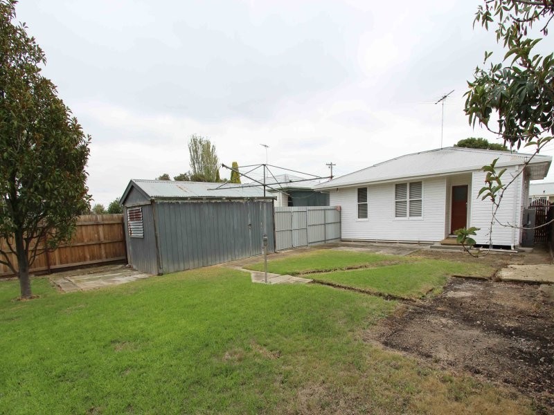 4 Kookaburra Court, Norlane VIC 3214