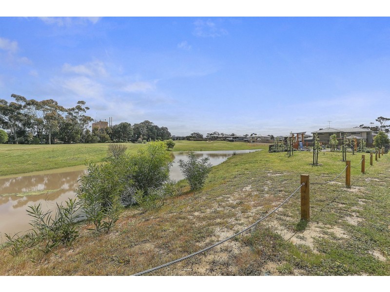 25 Dobie Court, North Geelong VIC 3215