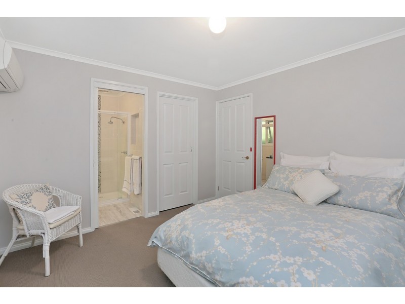 13 Turner Avenue, Lara VIC 3212