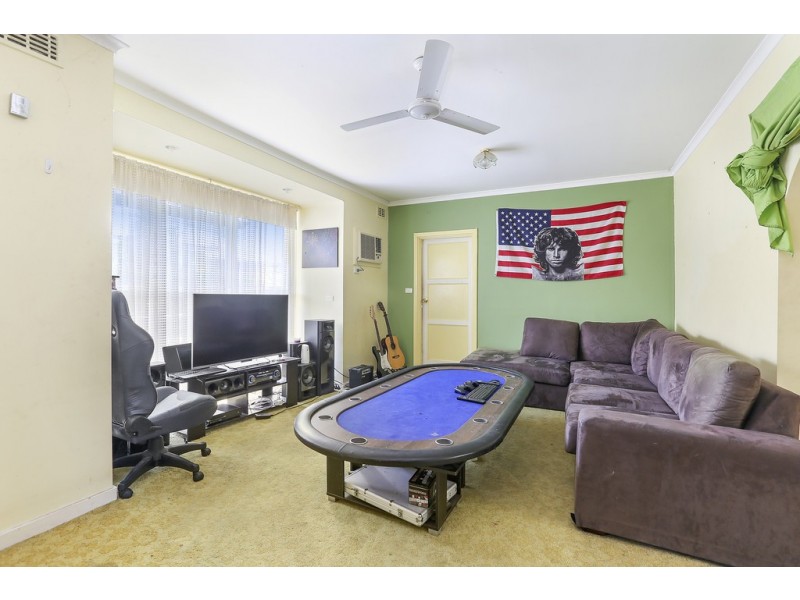 10 Waitara Grove, Norlane VIC 3214