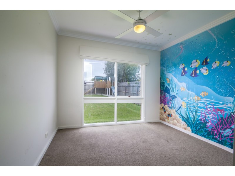 37 Stephenson Street, Lara VIC 3212