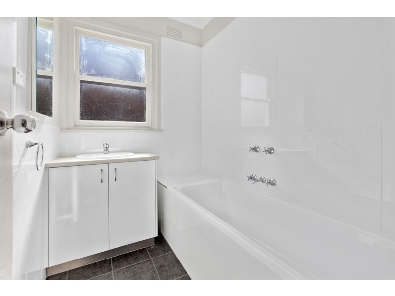 49 Ontario Avenue, Corio VIC 3214