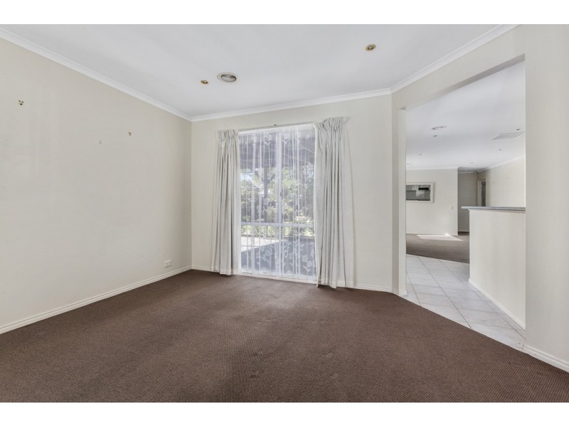 24 Coakley Crescent, Lovely Banks VIC 3221