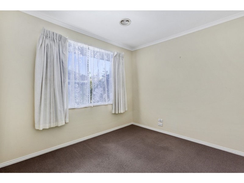 24 Coakley Crescent, Lovely Banks VIC 3221
