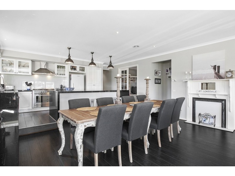 3 Merger Court, Lara VIC 3212