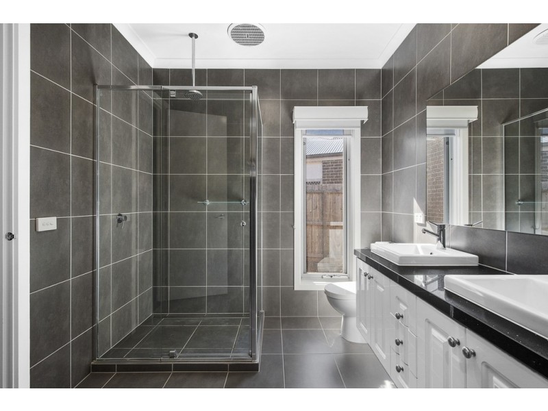 3 Merger Court, Lara VIC 3212