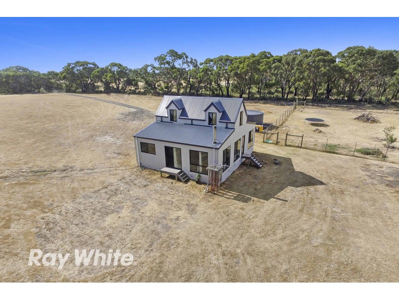 720-780 Clarkes Road, Anakie VIC 3221