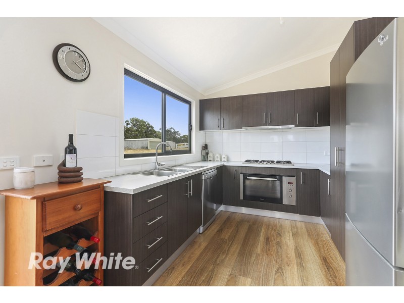 720-780 Clarkes Road, Anakie VIC 3221