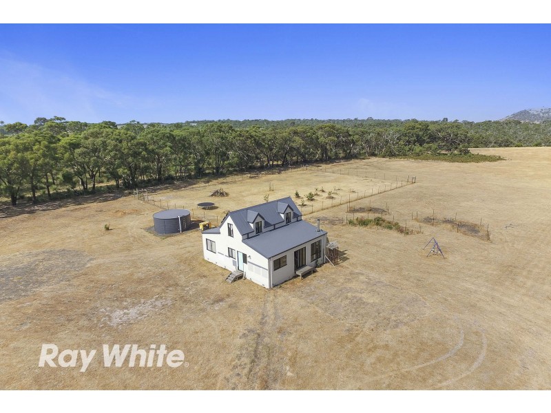 720-780 Clarkes Road, Anakie VIC 3221