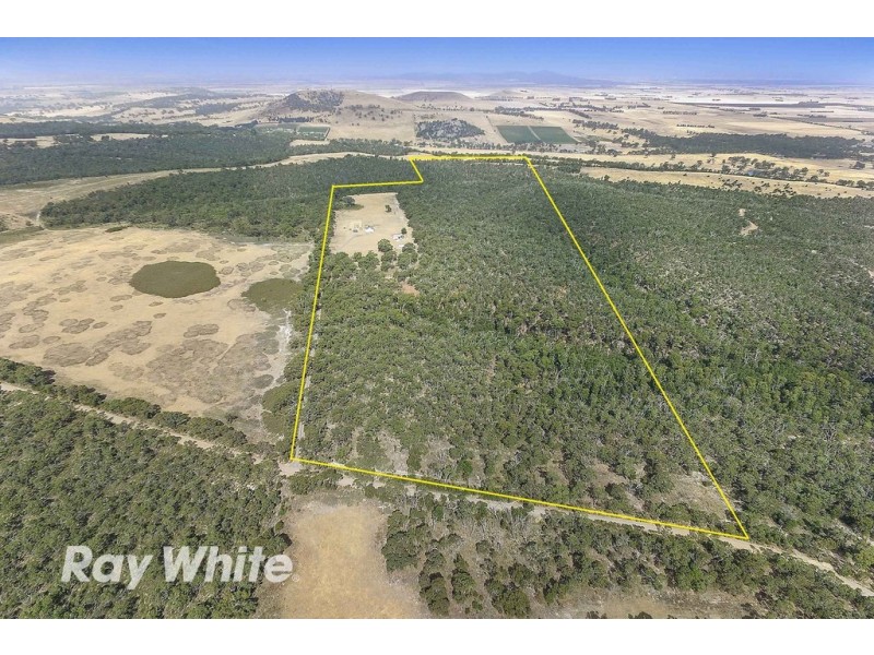 720-780 Clarkes Road, Anakie VIC 3221