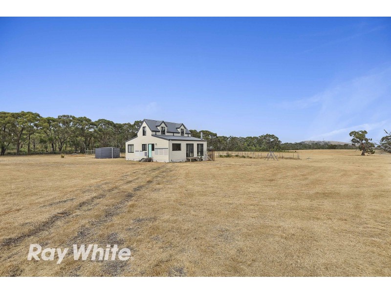 720-780 Clarkes Road, Anakie VIC 3221