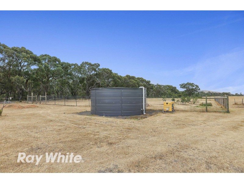 720-780 Clarkes Road, Anakie VIC 3221