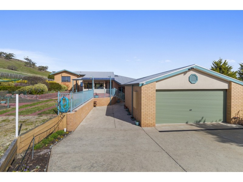 2440 Ballan Road, Anakie VIC 3221