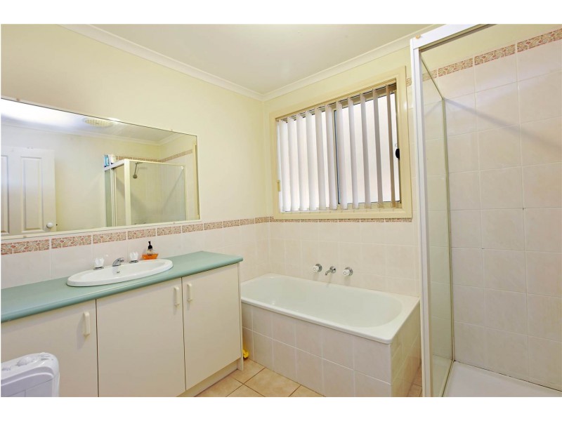 30 Sparrow Court, Lara VIC 3212