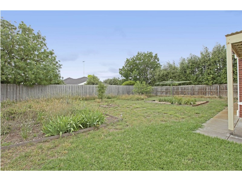 30 Sparrow Court, Lara VIC 3212