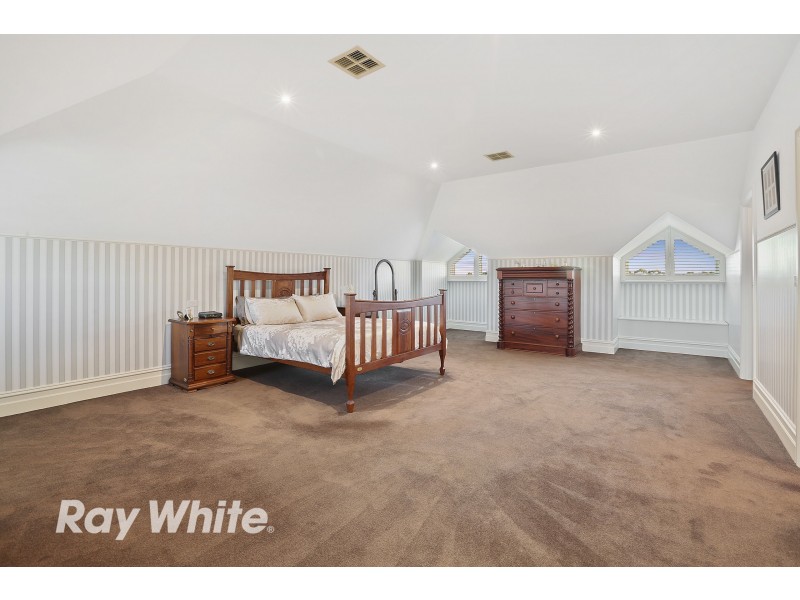 10 Robs Lane, Little River VIC 3211