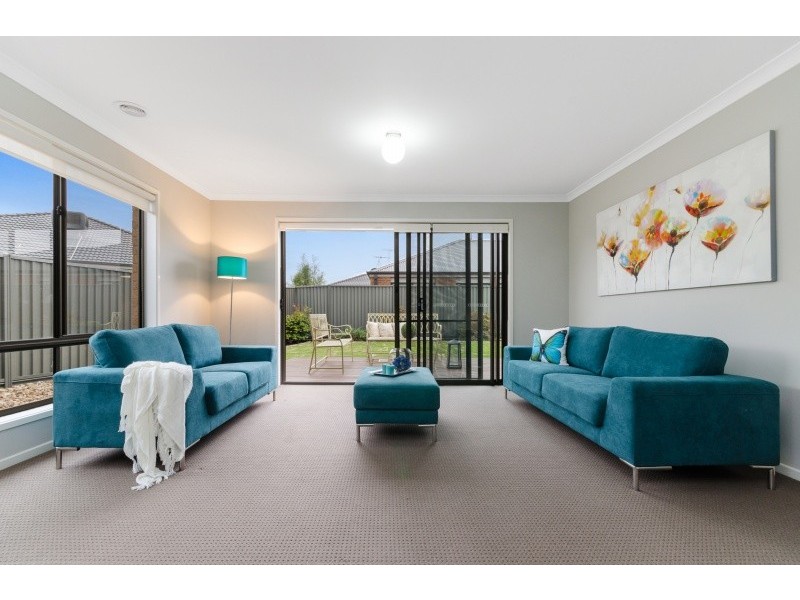 34 Nankeen Avenue, Lara VIC 3212