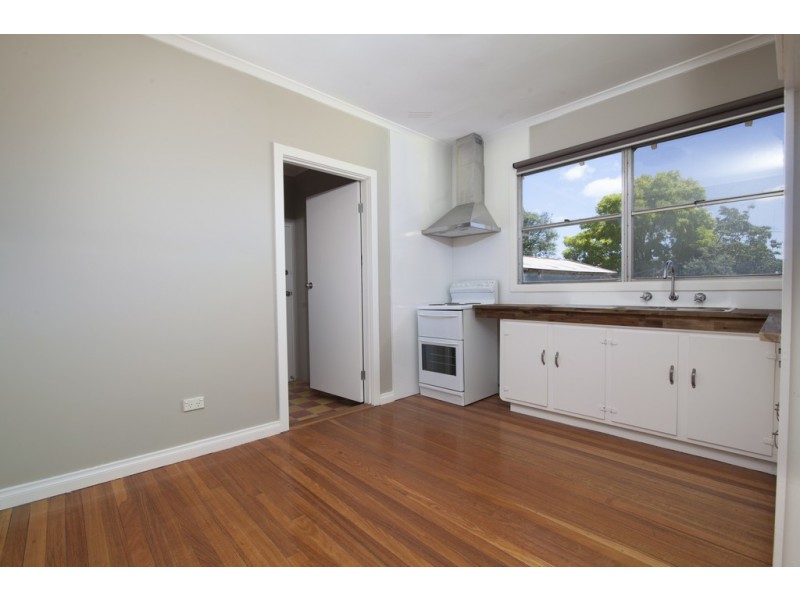 14 Canadian Parade, Corio VIC 3214