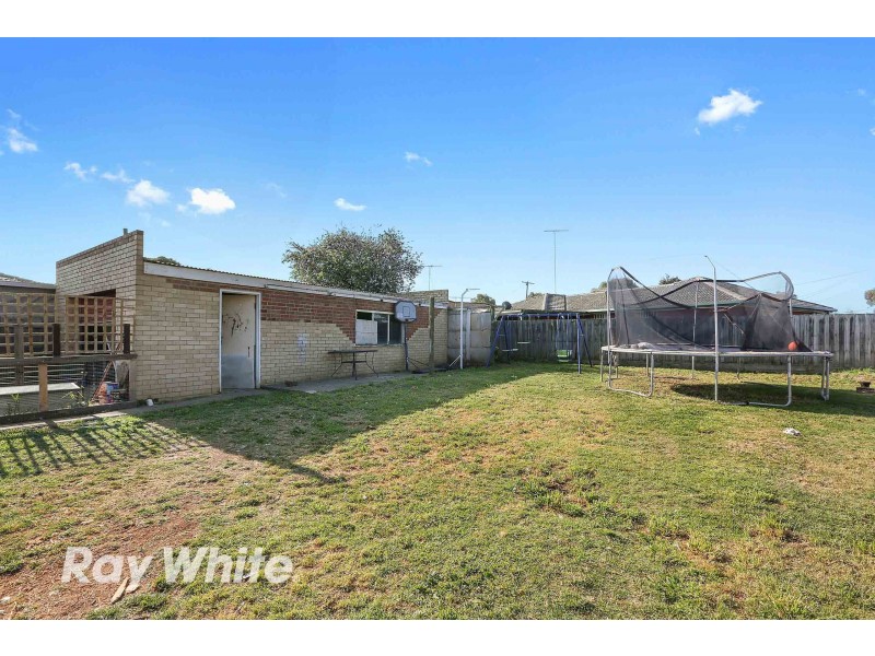 40 Carmarthen Drive, Corio VIC 3214