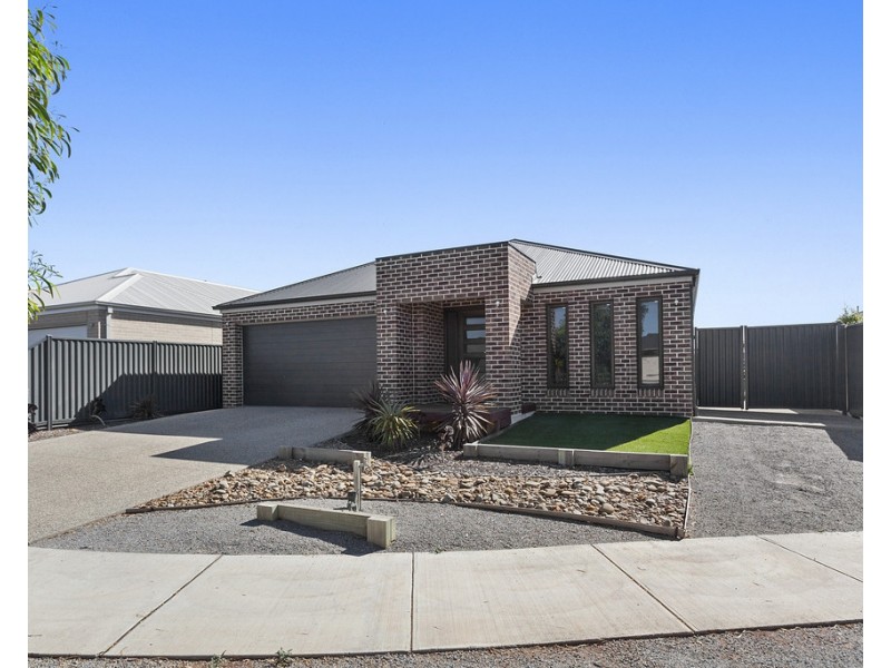 11 Cygnet Court, Lara VIC 3212