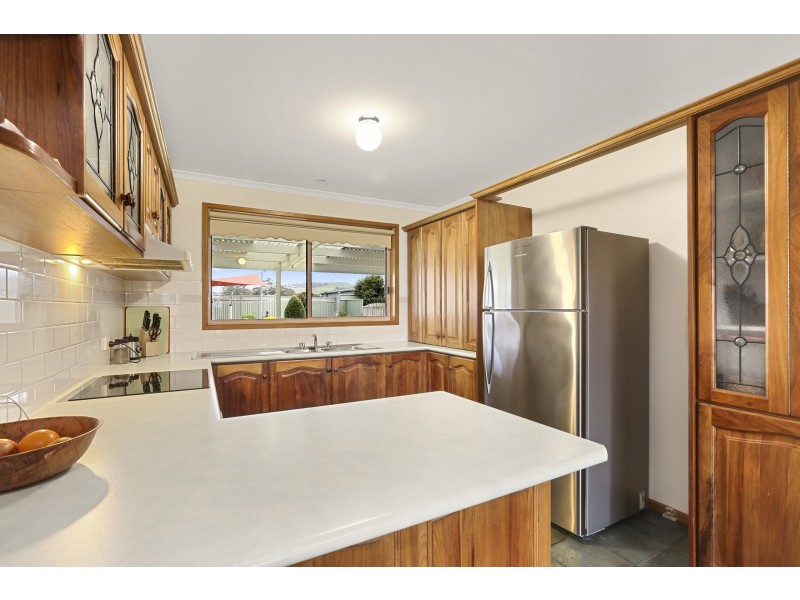 80 De Motts Road, Anakie VIC 3221