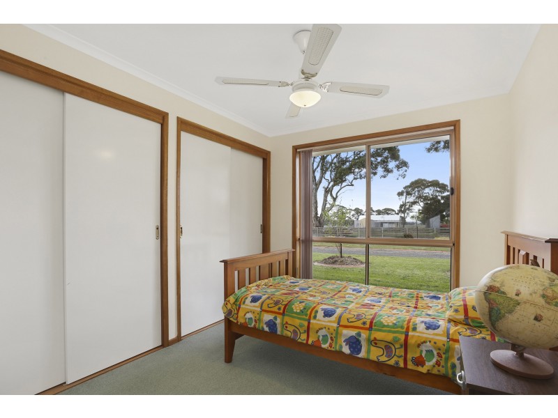 80 De Motts Road, Anakie VIC 3221