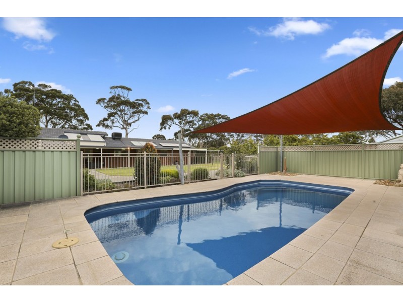 80 De Motts Road, Anakie VIC 3221