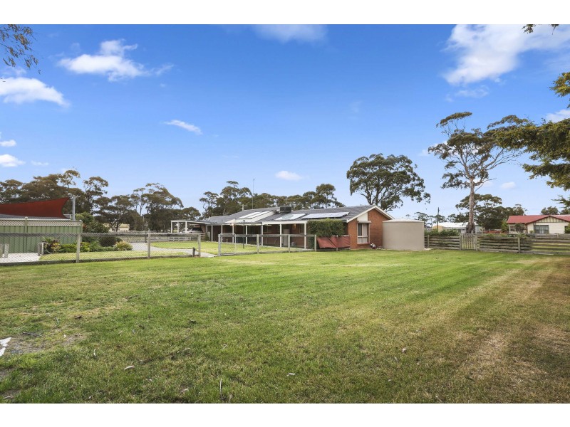 80 De Motts Road, Anakie VIC 3221