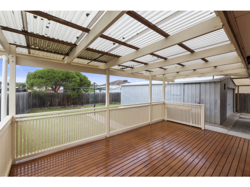 2 Maine Court, Corio VIC 3214