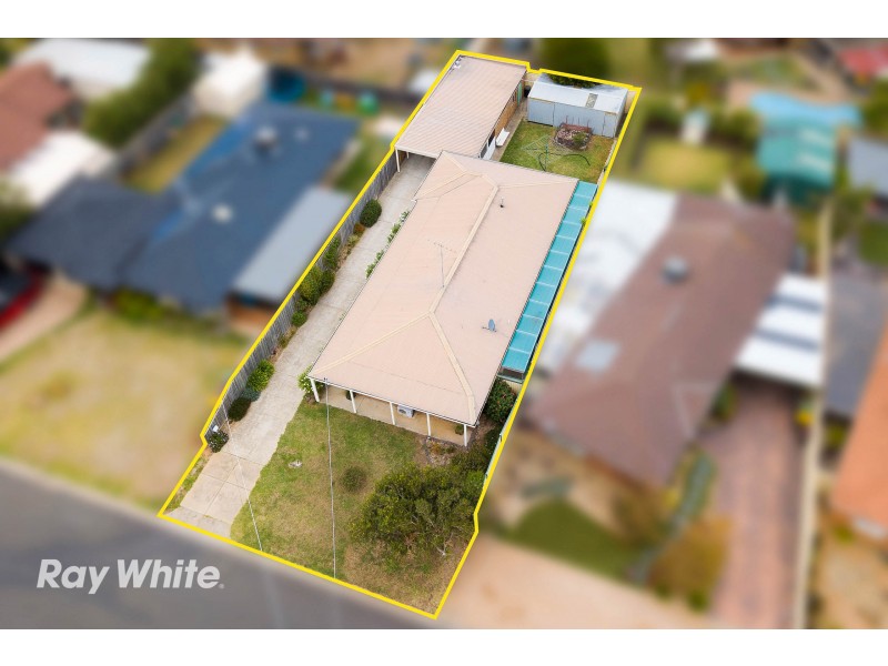 30 Henderson Drive, Lara VIC 3212