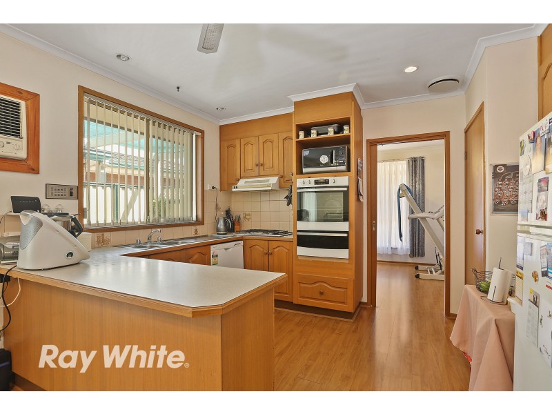 30 Henderson Drive, Lara VIC 3212