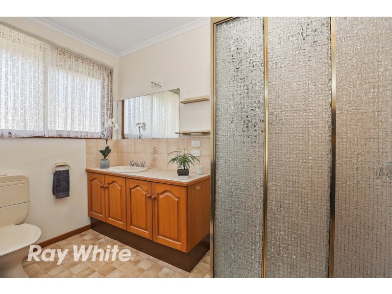 30 Henderson Drive, Lara VIC 3212
