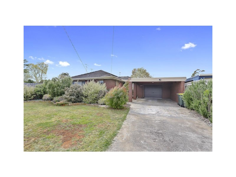 15 Upton Court, Lara VIC 3212