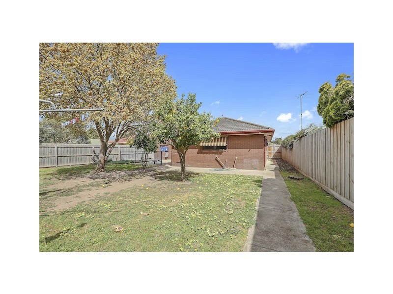 15 Upton Court, Lara VIC 3212