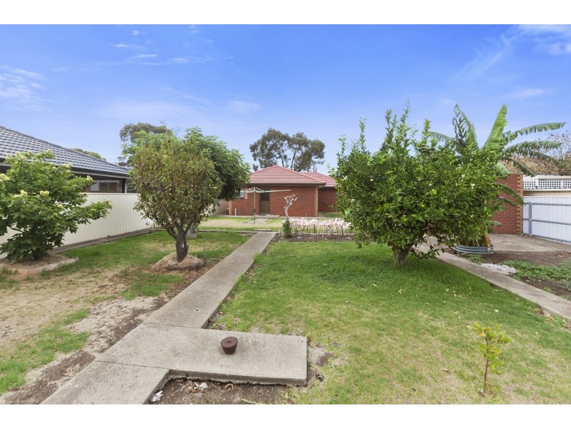 20 Canadian Parade, Corio VIC 3214