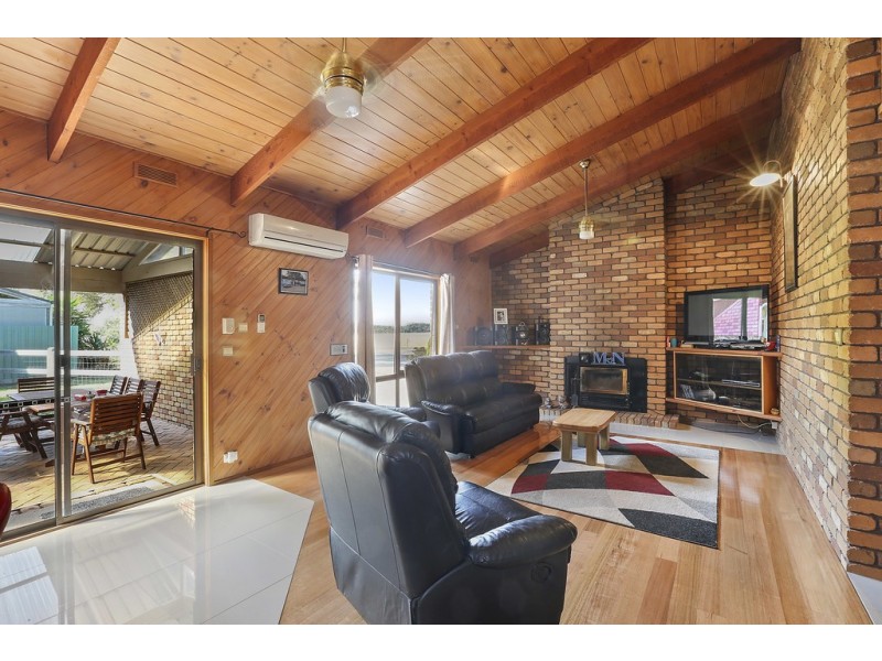 14 McLeans Road, Little River VIC 3211