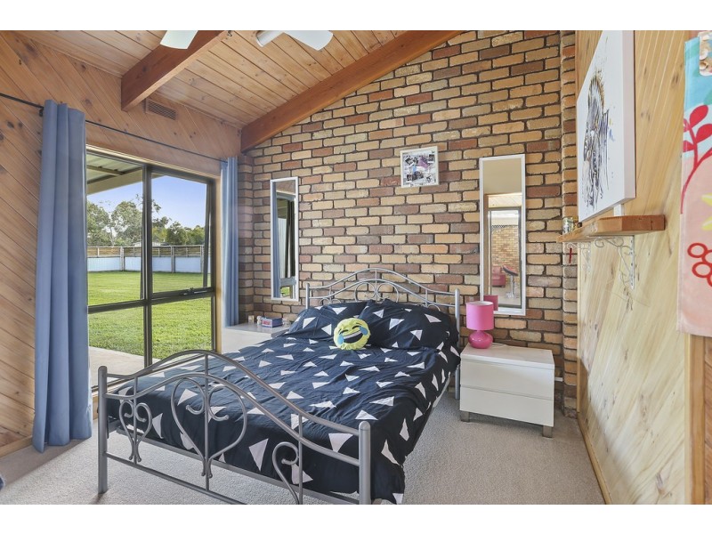 14 McLeans Road, Little River VIC 3211