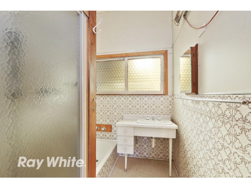 5 Rothwell Street, Little River VIC 3211