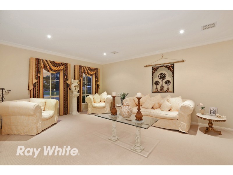 10 Osterlund Court, Lara VIC 3212