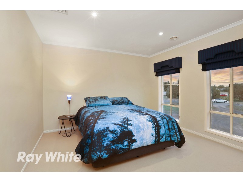 10 Osterlund Court, Lara VIC 3212