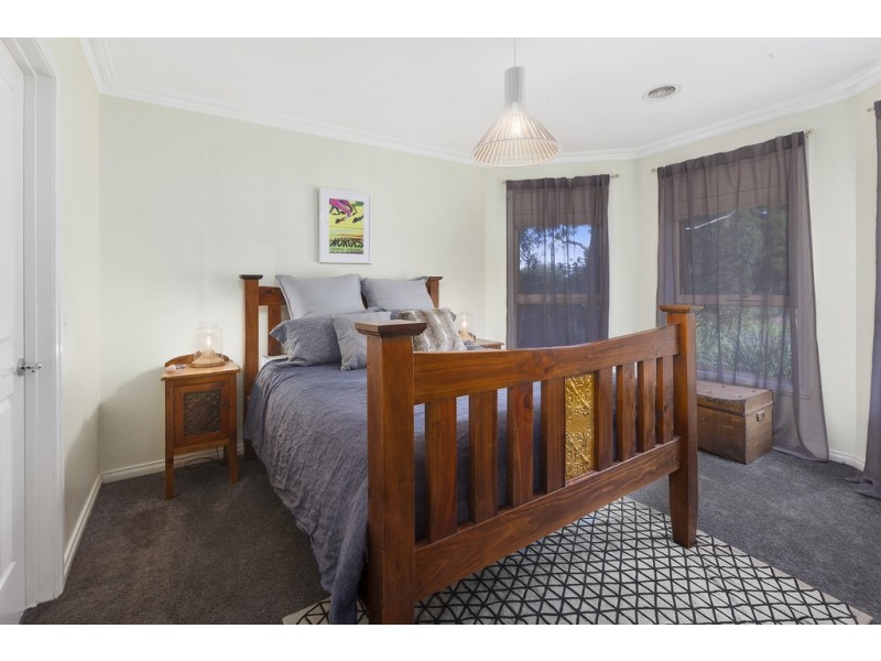 7 Lakeside Boulevard, Lara VIC 3212