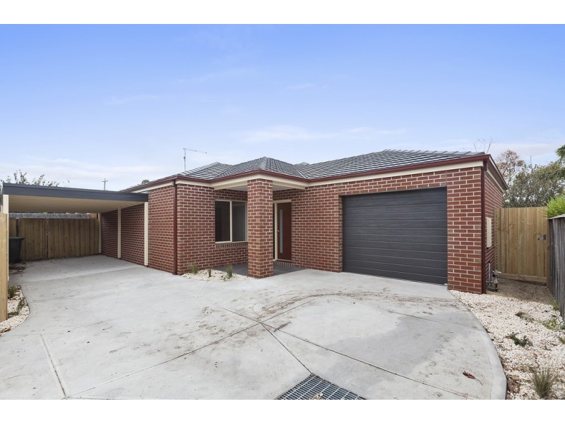 2/127 Ballarat Road, Bell Park VIC 3215