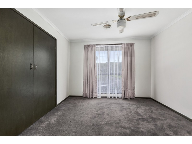 40 Coonawarra Drive, Avalon VIC 3212