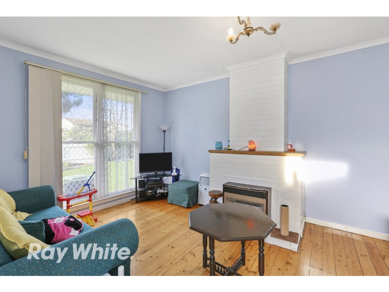 25 Waitara Grove, Norlane VIC 3214